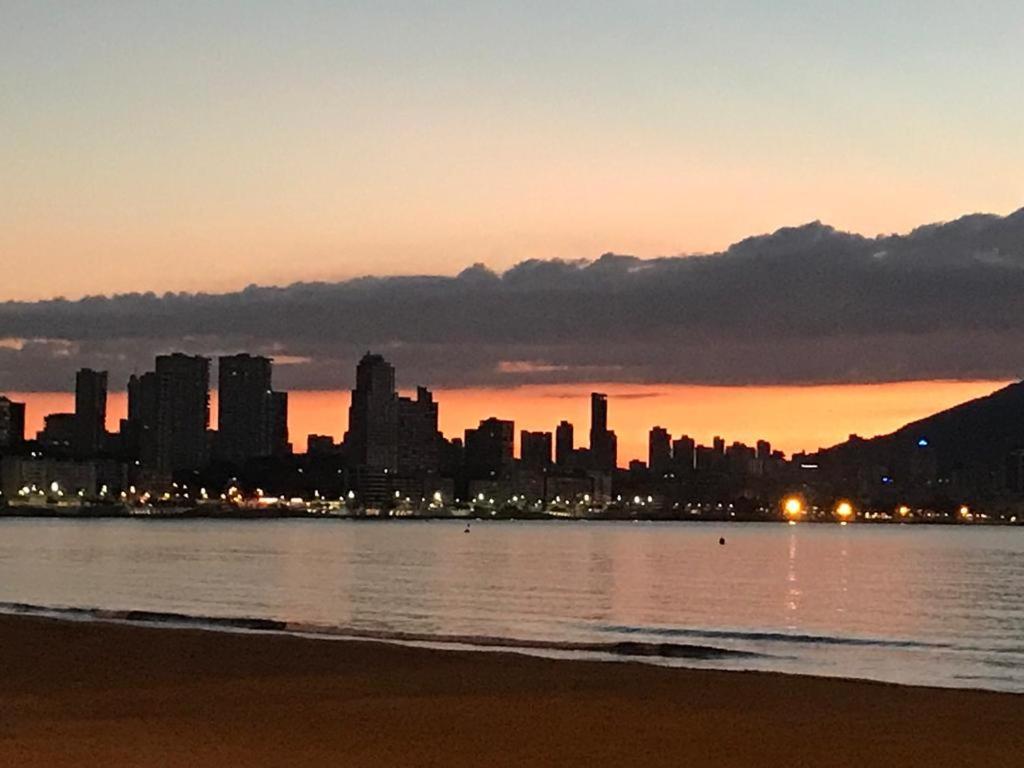 Martina Maria Beach Benidorm Kültér fotó